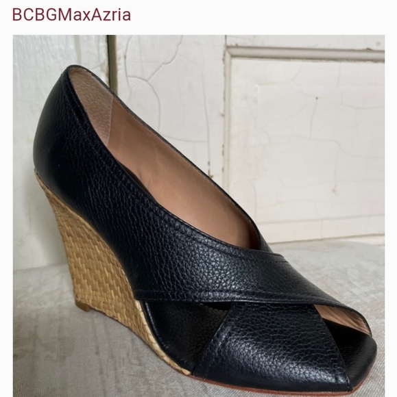 BCBG 💋 Maxazria Raisa Sandals - Picture 3 of 4